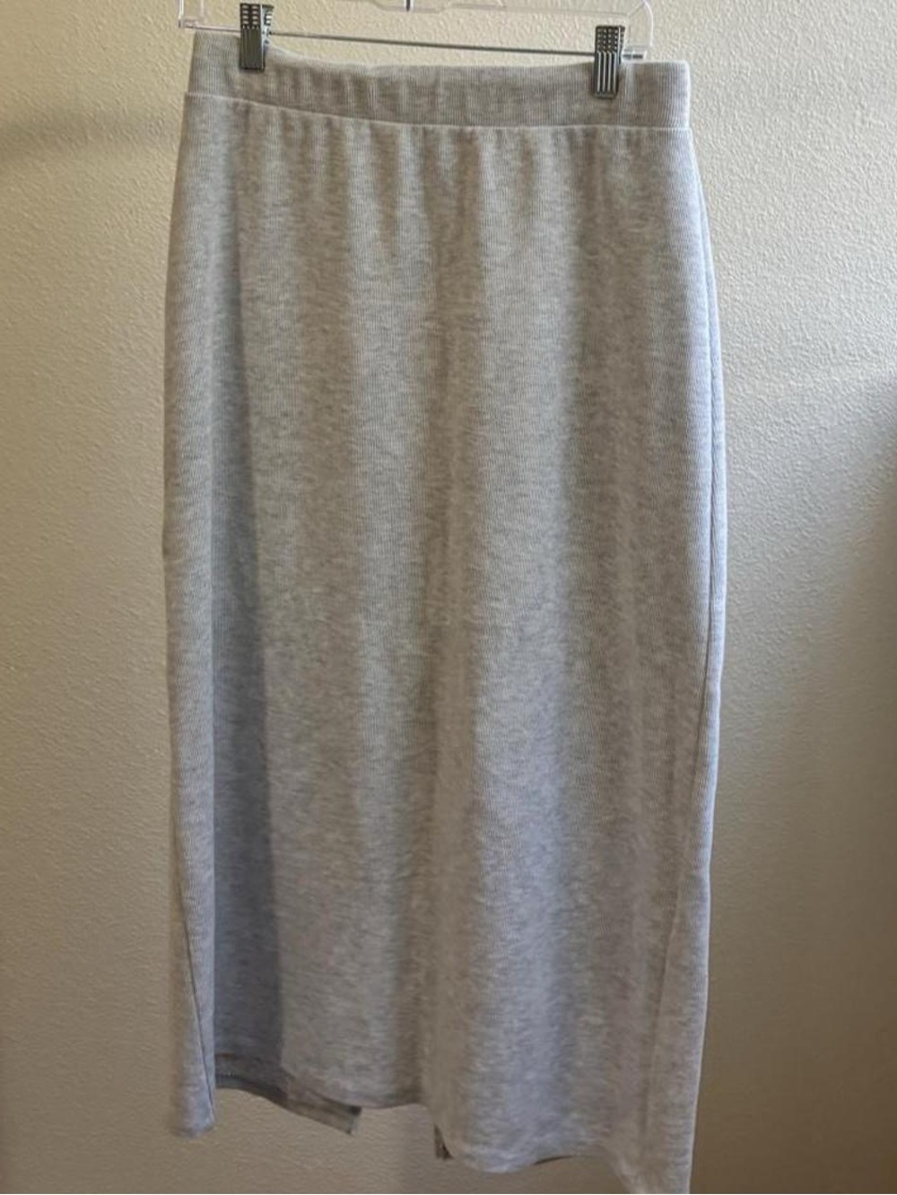 Old Navy Light Gray Knit Midi Skirt